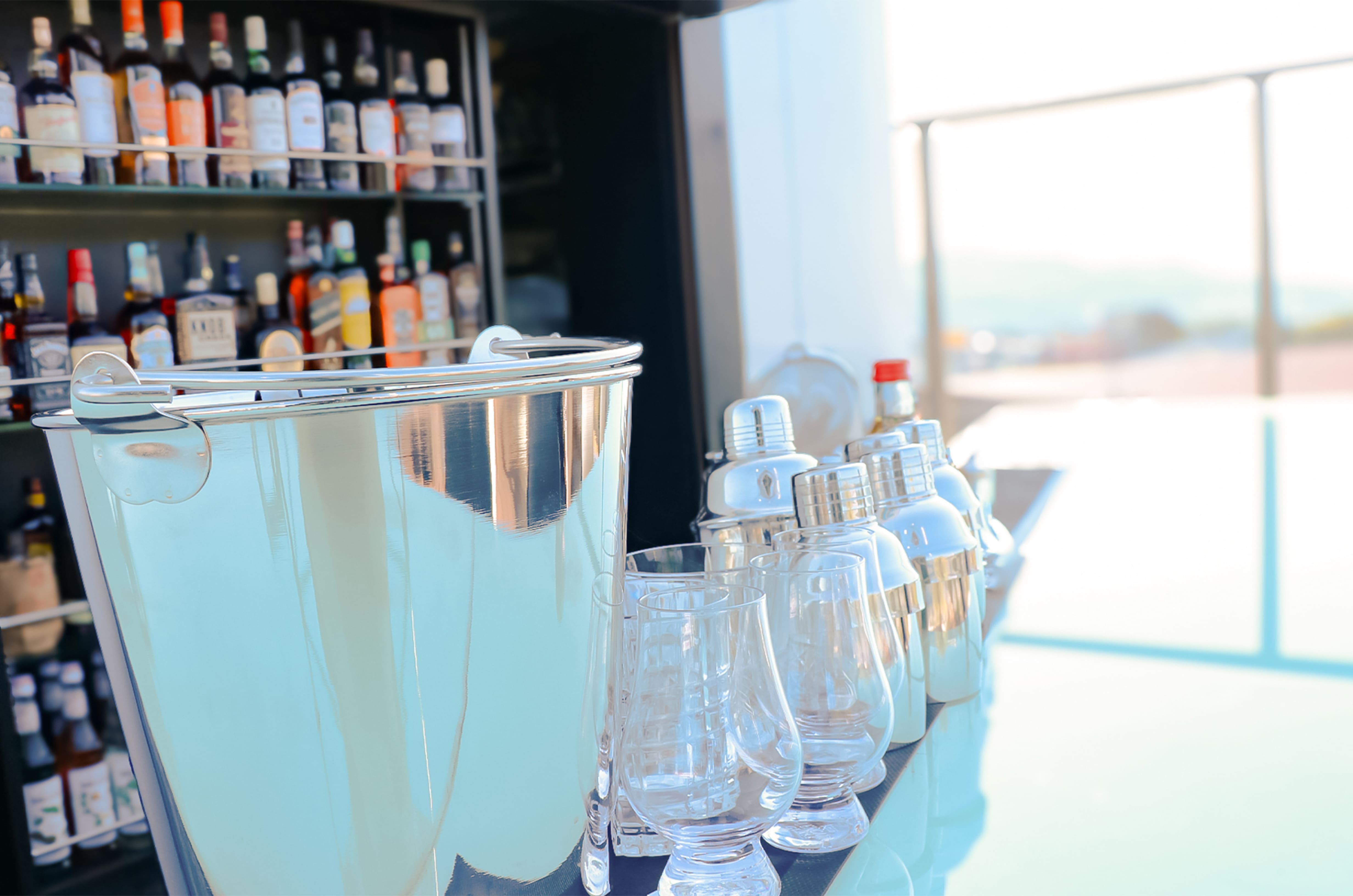 ルーフトップバー